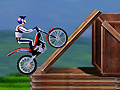 Igra Moto Mania: Arena  online.